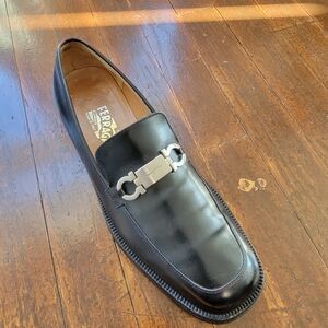 Salvatore Ferragamo Men's Black Leather Loafer Sz.9 B